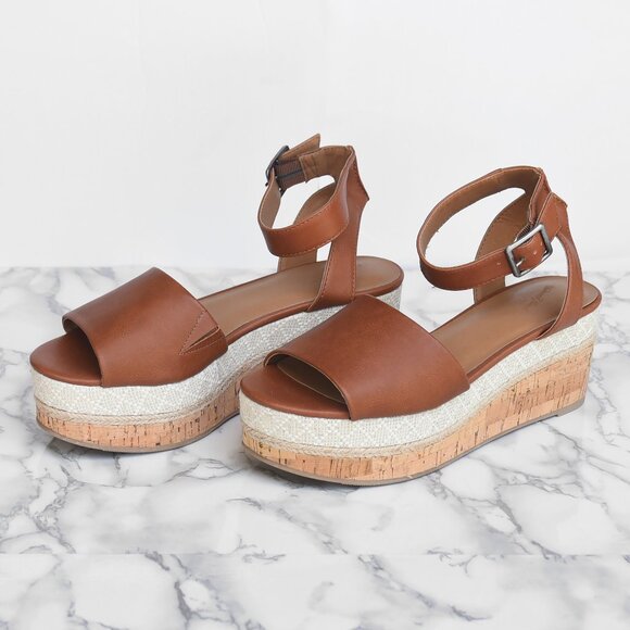 NWOT Universal Thread Wedge Platform Sandal Brown Size 8 - Picture 1 of 7